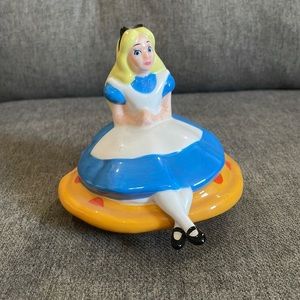 Disney’s Alice In Wonderland Ceramic Figure